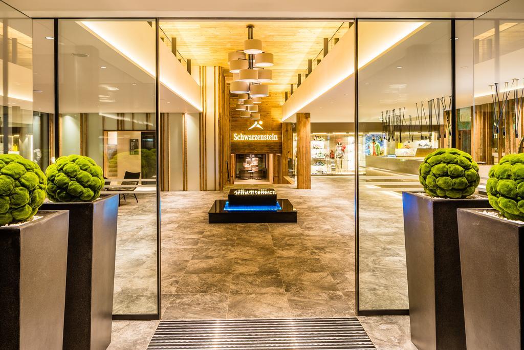 Alpine Luxury Spa Resort Schwarzenstein Lutago Luaran gambar