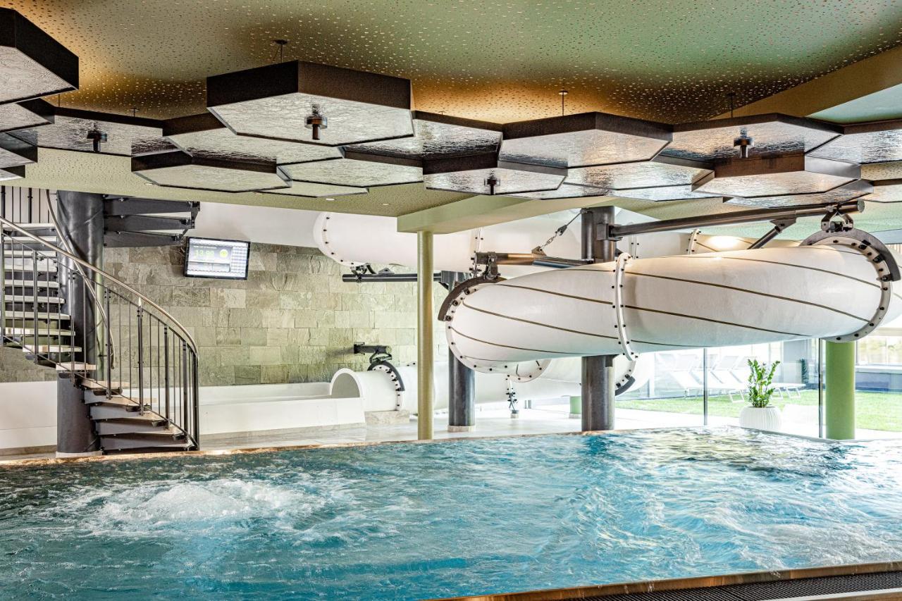 Alpine Luxury Spa Resort Schwarzenstein Lutago Luaran gambar